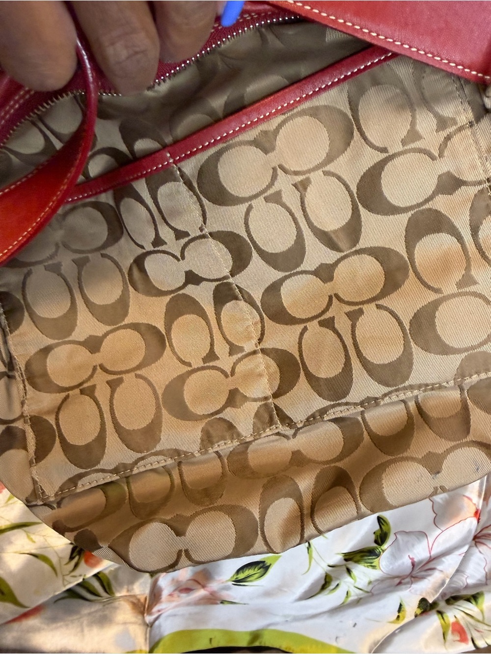 Coach Soho Legacy Red Leather Duffle Shoulder Bag | Vintage Coach - Picture 11 of 14